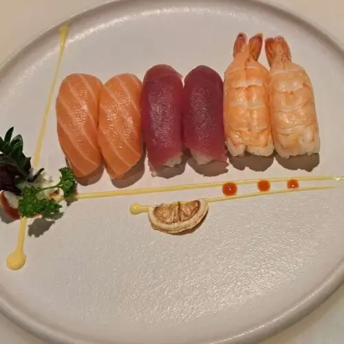 手握拼盘 118 Nigiri (1 Stk)