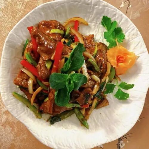 047 Gebratenes Rindfleisch mit Thai-Basilikum 🌶 🌶,👍