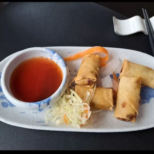 Frühlingsrollen (4 Stk.)